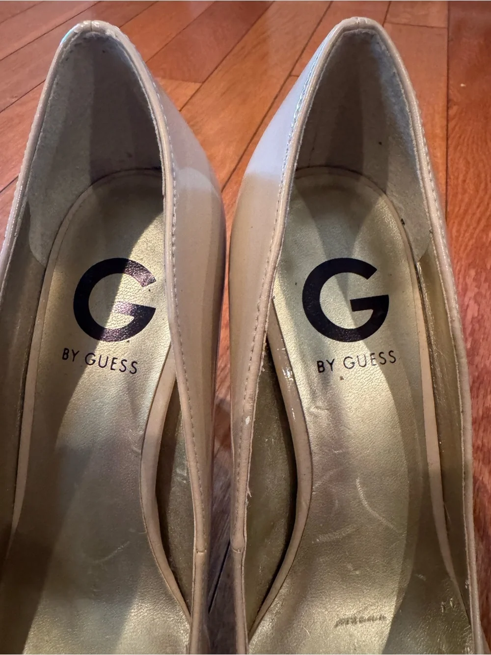 G by GUESS Winna Nude Patent Platform Heels Pumps | Size 6 Like New